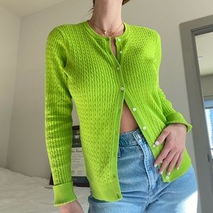 Green Button Up Sweater Cardigan (TREND ALERT) 💚
